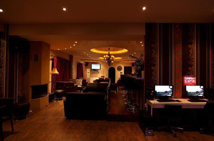 Pantheon Hotel & Suites Nerotrivia Екстер'єр фото